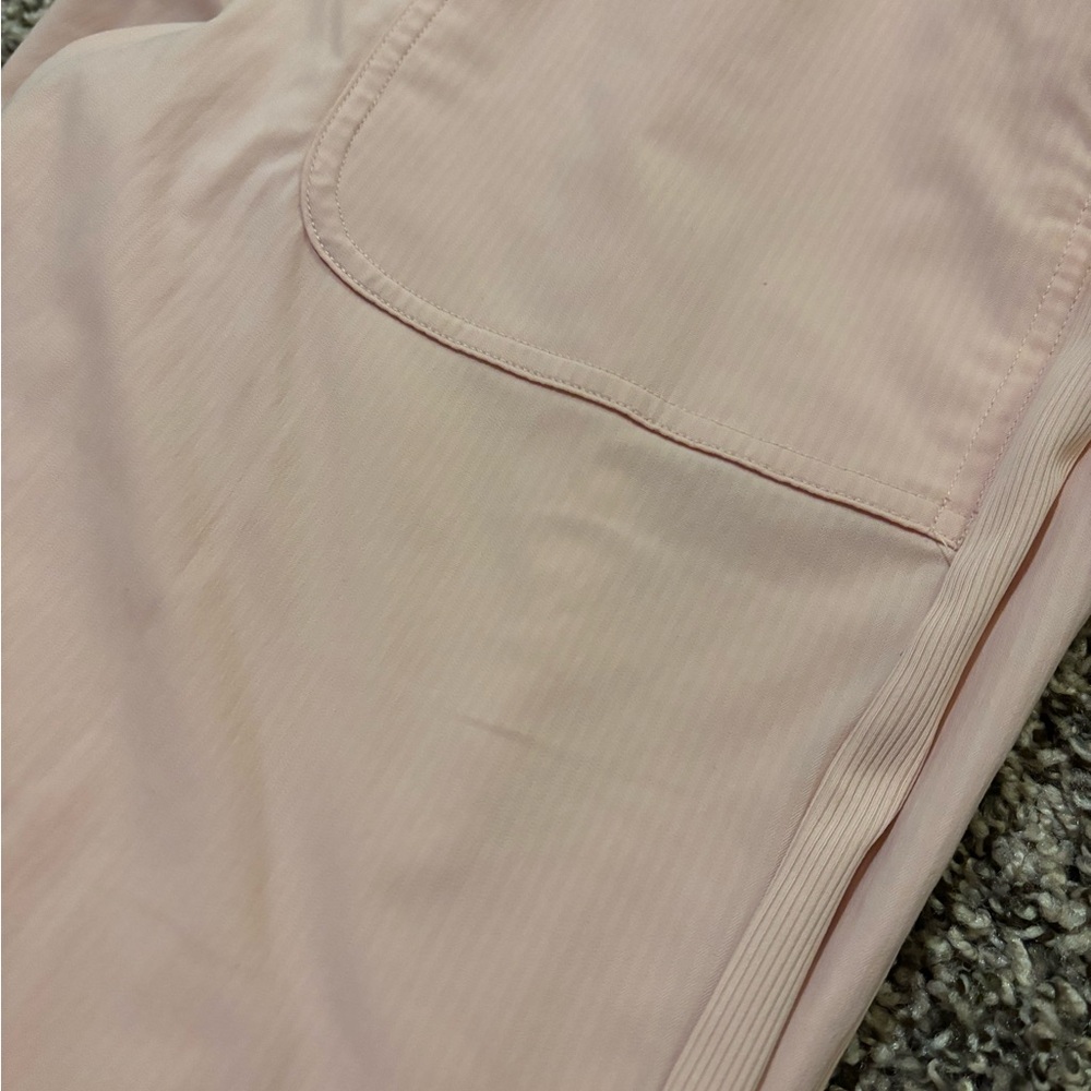 Lululemon - Picture 4 of 4